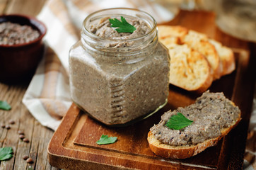 Lentil black bean mushroom pate