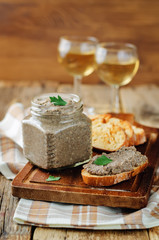 Lentil black bean mushroom pate