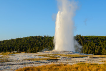 Old Faithful Geyser, Yellowstone National Park, Wyoming