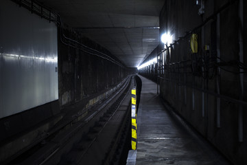 tunnel , undergraund
