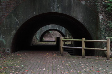 深山第一砲台跡のトンネル