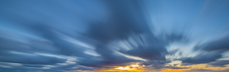 Fototapeta premium sky at sunrise, long exposure