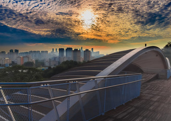 Obraz premium Foggy skyline