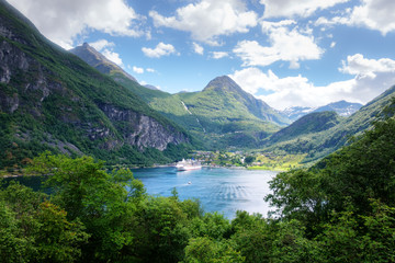 Obraz na płótnie Canvas Breathtaking view of Sunnylvsfjorden fjord