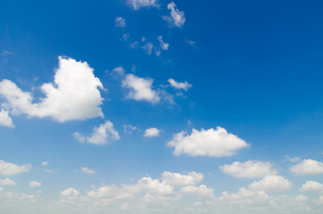 Obraz premium The blue sky alternates with a white cloud.Can be made to the background image.
