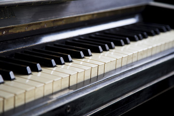Fototapeta na wymiar Vintage piano