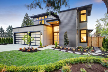 Luxurious new construction home in Bellevue, WA - 178800354