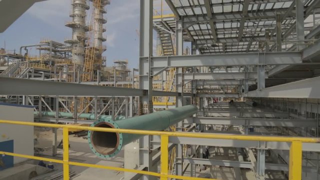 Oil Refinery Construction