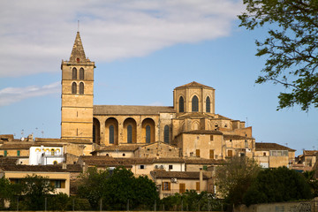 Fototapeta na wymiar Pfarrkirche in Sineu, Mallorca