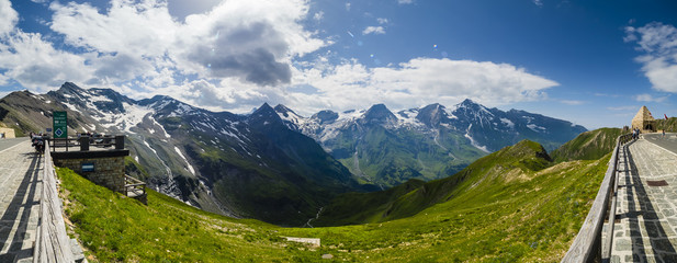 Österreich, Kärnten / Osttirol, Hohe Tauern, Blick auf den Gross Glockner, Hochalpinstrasse