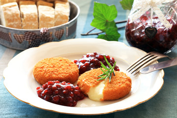 gebackener Camembert mit Weißbrot