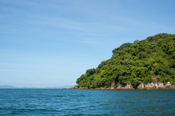 Fototapeta premium Sea and mountains in island Krabi, Thailand.