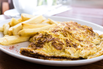ham omelet with french fries