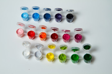 bright paints for drawing  in plastic jar