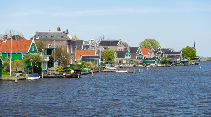 Fototapeta premium Tradycyjne holenderskie domy w Zaandam w Holandii