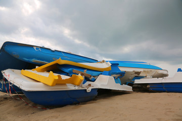 boats destroyed after landing illegal immigrants on the beach