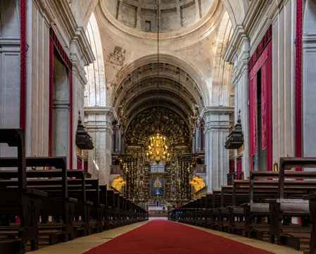 Interior of the New Cathedral of Coimbra, Portugal, previously the church of the Jesuit Formation house of Coimbra, established in the city in 1543. Coimbra, Portugal.