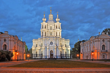 Fototapeta na wymiar Petersburg. The Smolny Cathedral. White night