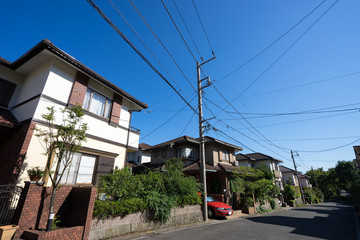 Fototapeta na wymiar 夏の日本の住宅街