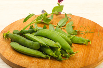 Ripe green peas