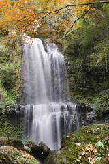 Fototapeta na wymiar Yunsen Waterfall