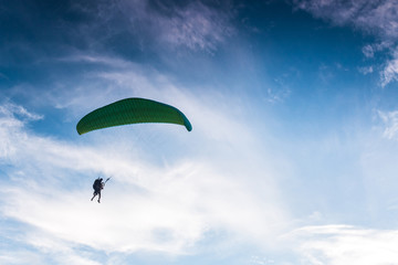 paraglider, paragliding