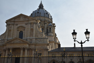 Fototapeta na wymiar Eglise du Val de Grâce à Paris, France