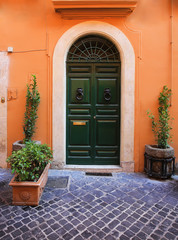 Fototapeta na wymiar Old italian vintage door