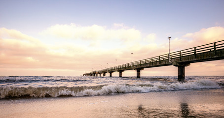 Obraz premium Seebruecke w Ahlbeck na wyspie Uznam