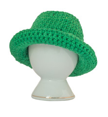 Grüne Mütze als Eierwärmer selbstgemacht DIY