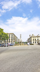 Naklejka premium Paseo de Isabel II con Font del geni catalá, Barcelona, Catalunya, España