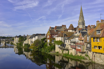 Argenton-sur-Creuse (36200) colorée, département de l'Indre en région Centre-Val-de-Loire, France - obrazy, fototapety, plakaty
