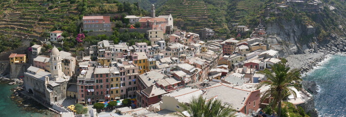 Vernazza - panorama dal Castello dei Doria e dalla Torre del Belforte