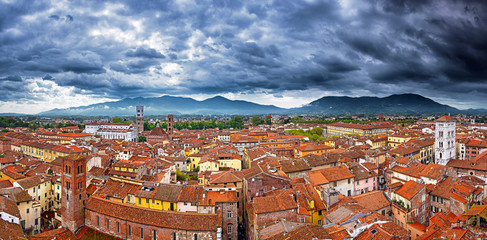 Naklejka premium View on Lucca, Italy