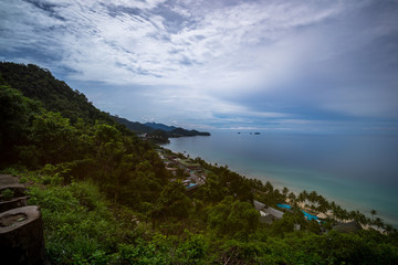 Fototapeta na wymiar Sunlight at the long beach of Koh Chang Island with blue sky