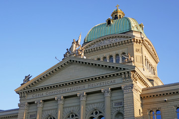 bundeshaus in bern, schweiz 