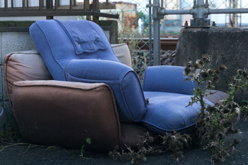 粗大ゴミ 不法投棄