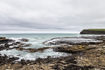 Fototapeta na wymiar the wild Curio Bay cliffs in New Zealand south island