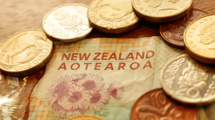 New Zealand Dollars, Some coins on Bill.