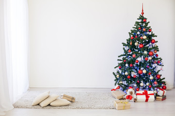 Christmas tree in the White Hall at Christmas