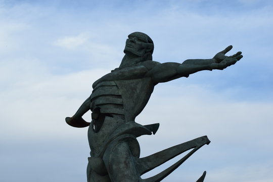 Estatua de roca blanca, Suances