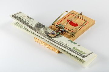 Hundred dollars bait in a mousetrap