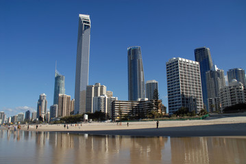 Fototapeta na wymiar Skyline of Surfers Paradise, Australia