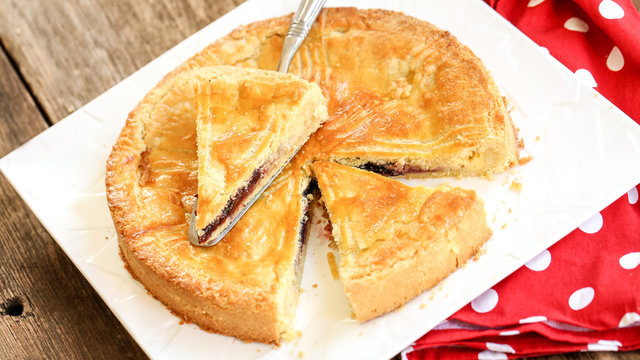 G&acirc;teau Basque &agrave; la cerise 5