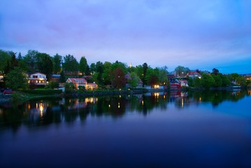 Fototapeta na wymiar Norwegen Trondheim Nachtaufnahme