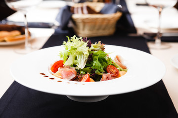 Green salad with ham