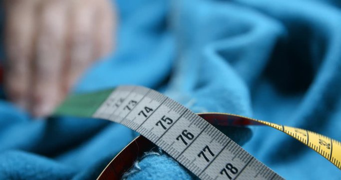 Couture meter close-up &ndash; orginal file&nbsp;: 4K DCI, PRO RES 444, 12 bits