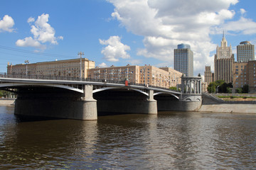 Borodinsky bridge over the Moskva river.