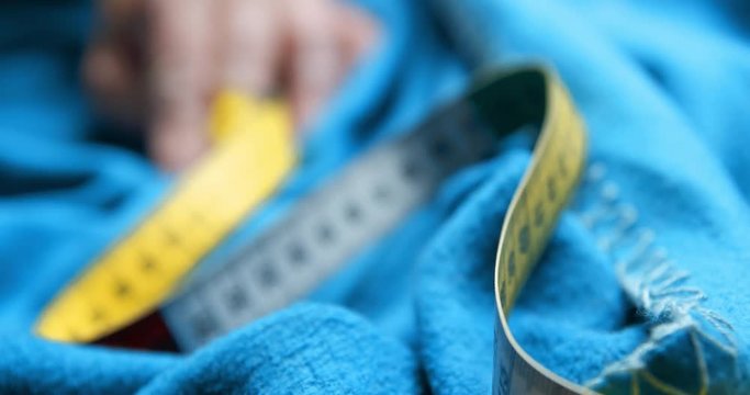 Couture meter close-up &ndash; orginal file&nbsp;: 4K DCI, PRO RES 444, 12 bits