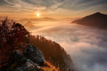 Mountains Three Crowns ( Trzy Korony ) to Polish Pieniny, Sokolica © Jakub
